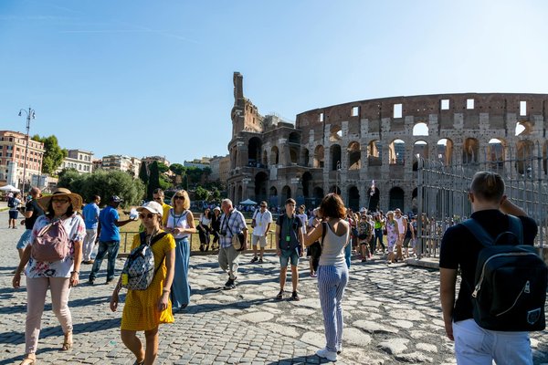 Unveiling somerset's hidden gems: your ultimate guide to the region"s best local ciders and flavors